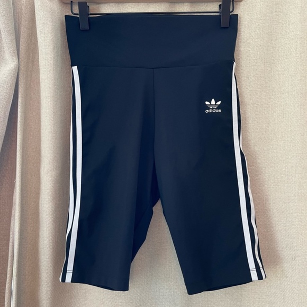💚 adidas Women 3 Stripe Black Bike Short PRIMEBLUE Small